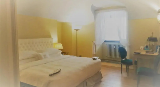 Номер Deluxe Royal Palace Hotel