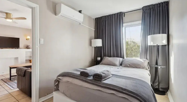 Hollywood Gem 1 Bedroom Apts by RedAwning, Забронировать Отель Отели Лос-Анджелеса 3 звезды, рядом с Hotel Cafe, 3*