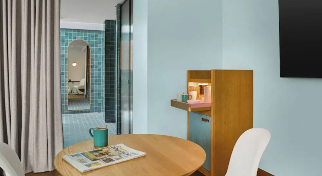 Студия 25hours Hotel Sydney The Olympia