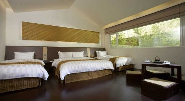 Четырёхместный номер Standard с видом на сад Yi Yuan Resort