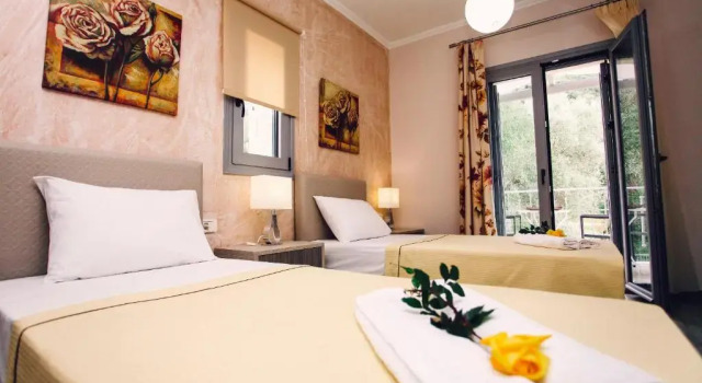 Ionian Diamond Villas, Забронировать Отель Отели периферии Ионических островов с парковкой, Парковка