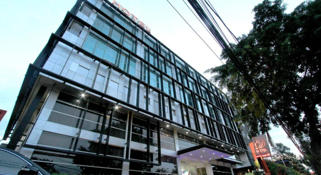 D'Hotel Jakarta, Book Hotel Jakarta Jakarta Province