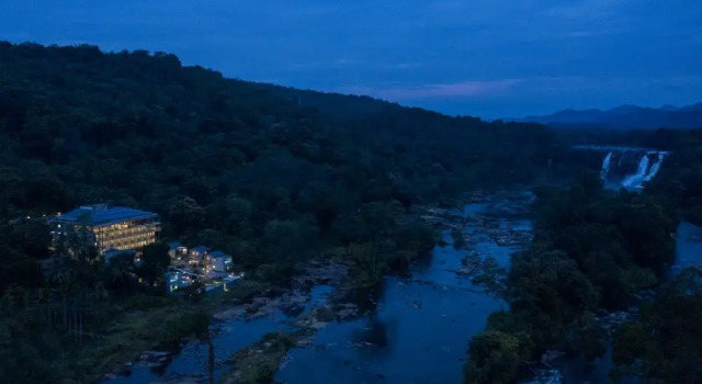 Номер Superior Niraamaya Retreats Samroha Athirappilly