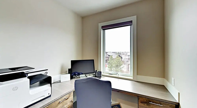 Deschutes River Delight - 3 Br Townhouse, Book Feriehus Sommerhuse i Bend, Hytte