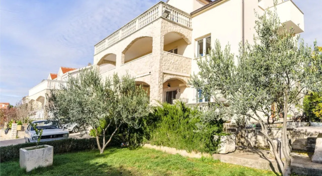 Apartment Luce