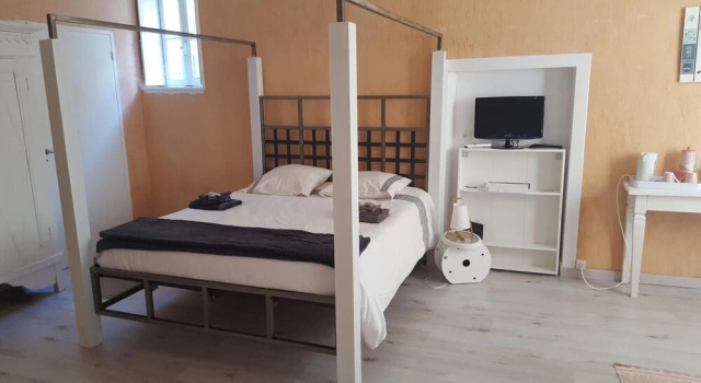 Ongi Etorri, Rezervovat Hotel Villeseque-des-Corbieres Corbières