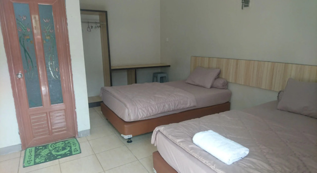Liberty Homestay, Rezervovat Hotel Hotely v Pekanbaru s parkováním, Parkování