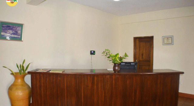 Coconut Grove Beach Resort, Забронировать Отель «постель и завтрак» Элмина Komenda-Edina-Eguafo-Abirem, рядом с Крепость Эльмина