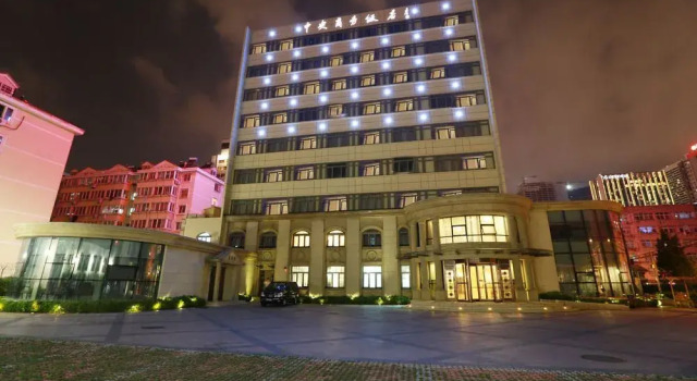 Central Business Hotel