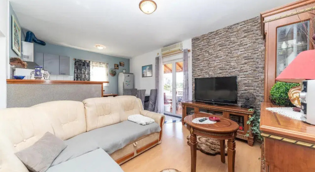 Nice Apartment in Trogir With 2 Bedrooms and Wifi