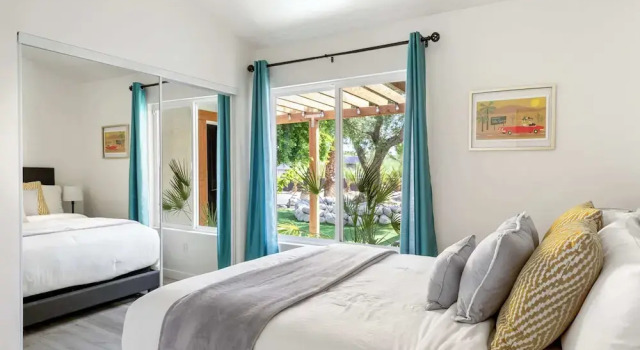 Коттедж Experience Modern Luxury at Desert Hideaway