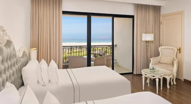 Номер Deluxe с 2 комнатами с видом на море Vinpearl Cua Hoi, Affiliated by Meliá