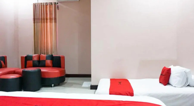 Люкс RedDoorz @ Jalan Cendrawasih Timika