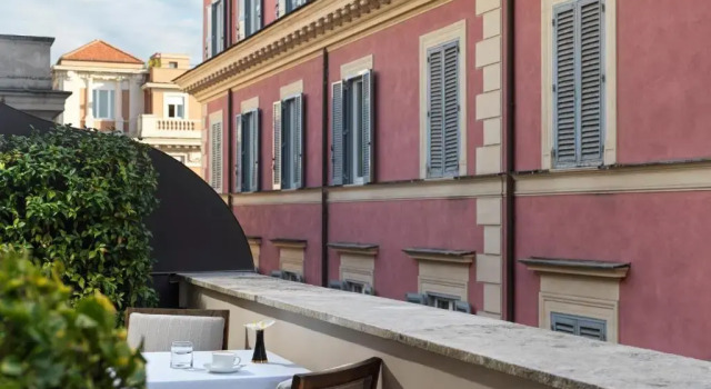 Номер Classic J.K. Place Roma - The Leading Hotels of the World