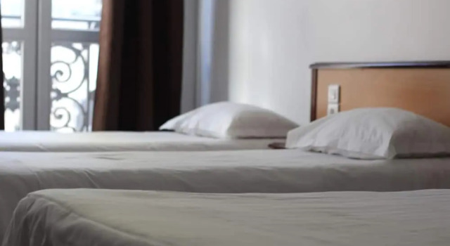 Четырёхместный номер Standard Hôtel Liège Strasbourg