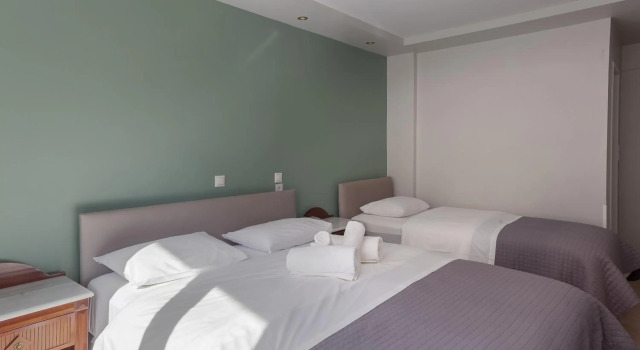 Hotel Byron, Забронировать Отель Неос-Космос Афины, рядом с Холм Филопаппос