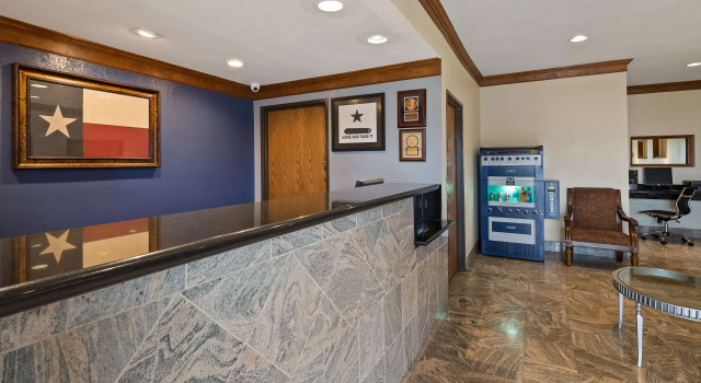 Best Western Regency Inn & Suites