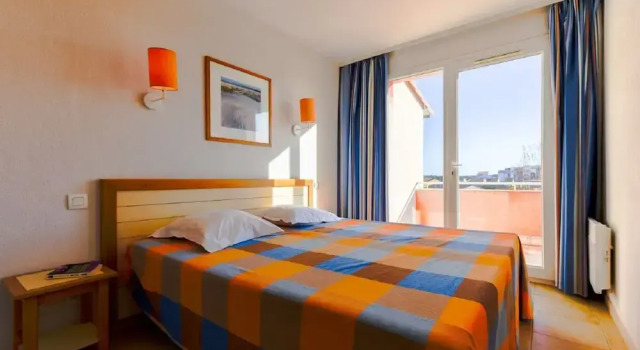 Апартаменты Comfort Comfortable Apartment With Dishwasher 2 km Away From the sea