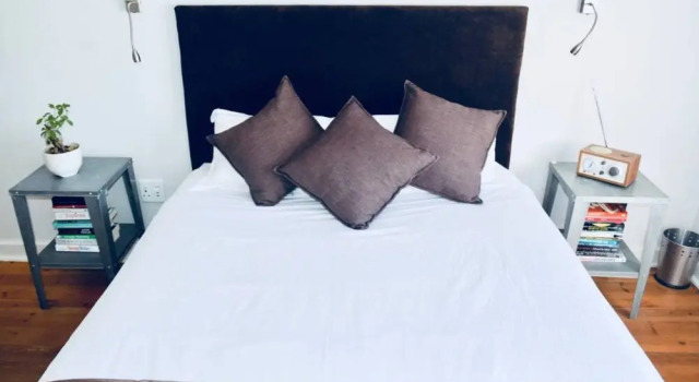 Two Bedroom Apartment in Oranjezicht