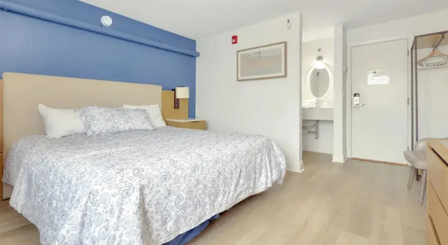 Одноместный номер Superior с балконом Harborline Hotel