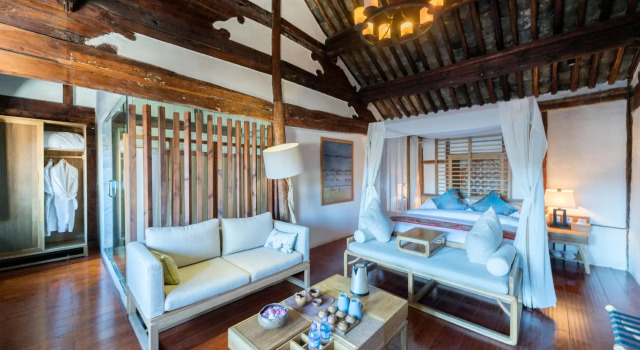 Люкс Deluxe Dali Old Courtyard Boutique Inn