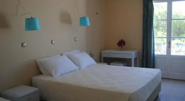 Apollonia Hotel
