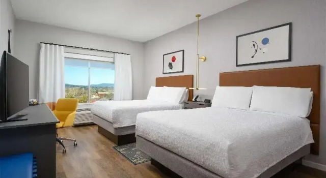 Шестиместный номер Standard Hampton Inn & Suites Huntsville Downtown, Al