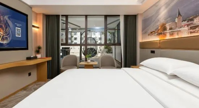 Люкс Vienna Hotel (Chuanxin Drum Tower Metro Station, Beijing Road)