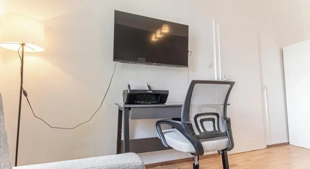 Апартаменты Comfortable 1BR Near U3 and Danube