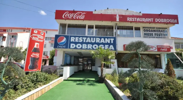 Hotel Dobrogea, Забронировать Отель Недорогие отели Констанцы, рядом с Спортивный комплекс Gravity Park, недорого