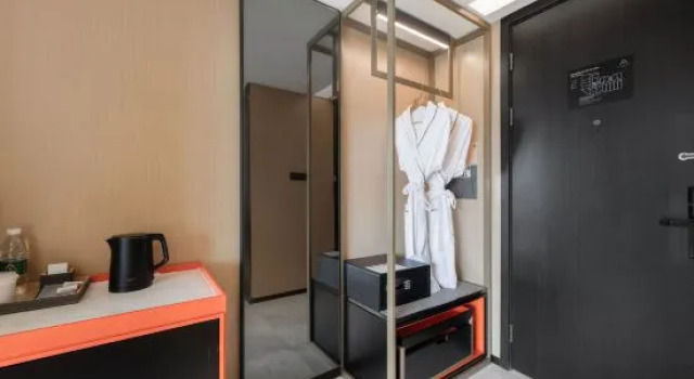 Двухместный номер Standard Atour S Hotel Chengdu Taikoo Li