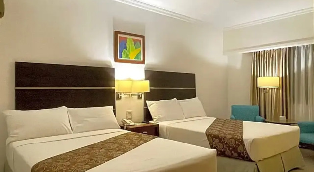 Days Hotel by Wyndham Iloilo