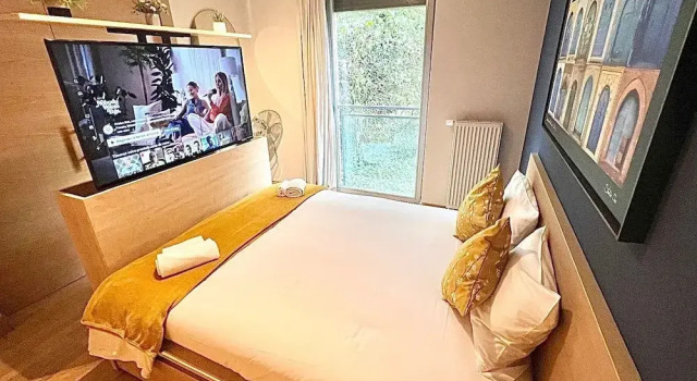 Chic one bedroom with parking&terrace, Reservar Hotel Luxembourg Luxemburgo, perto de Luxexpo