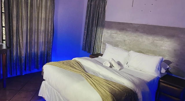 Full Moon Guest House