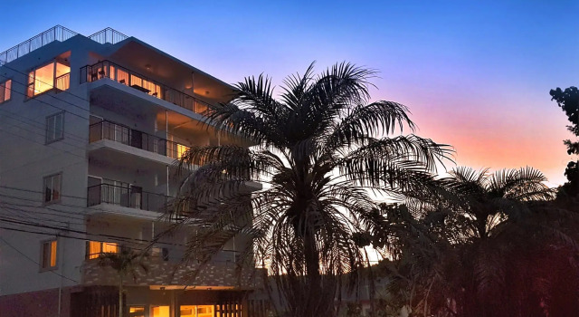 Dot Hotel Yanbaru, Prenota Hotel Higashi 