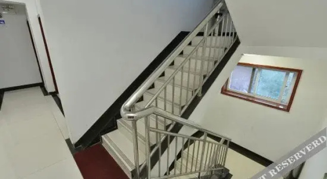 Cui Hua Hotel, Забронировать Отель Пекин район Пекина, рядом с Центральная телебашня Китая