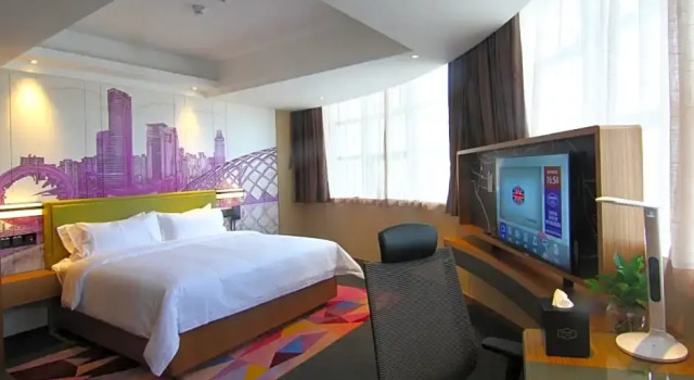 Номер Standard Hampton by Hilton Shenzhen Guangming