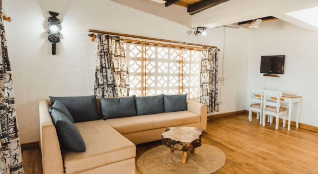 Bahari Beach Hostel