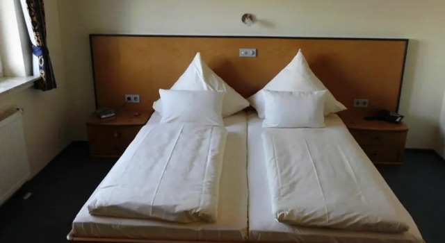 Hotel Kattenbusch Economy, Забронировать Отель Люденшайд 