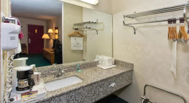 Номер Standard Express Inn