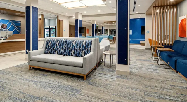 Holiday Inn Express & Suites Palm Desert - Millennium by IHG, Reserva ahora Hotel Palm Desert 