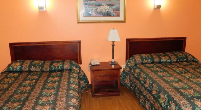 Hotel Vicenza, Забронировать Отель Норт-Брансуик North Jersey