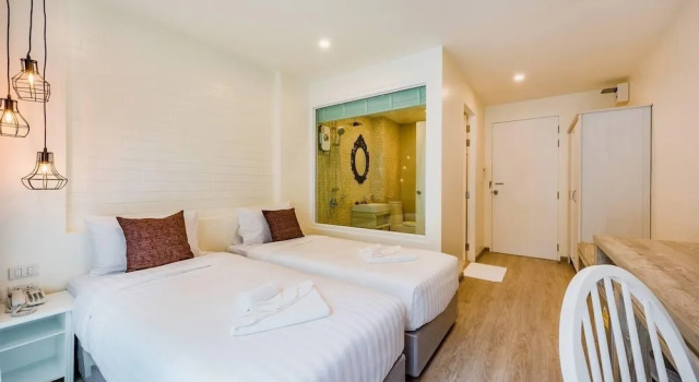 Двухместный номер Standard с балконом LullaBella Hotel Patong,Nanai Road