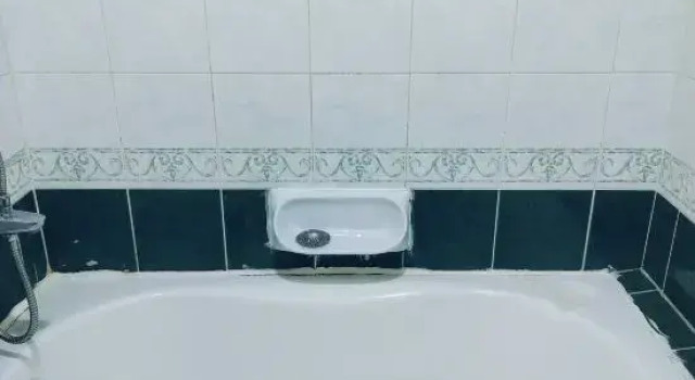 Кровать в общем номере (мужской номер) Rovers Hostel