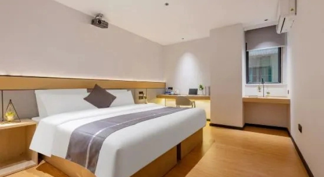 Семейный люкс с 2 комнатами JI Hotel Guangzhou Baiyun Station Sanyuanli Avenue