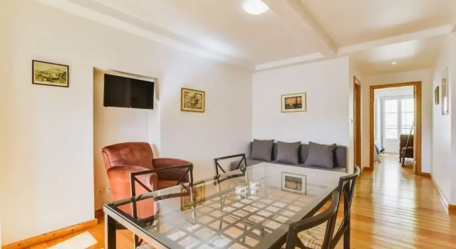 Typical Portuguese Apartment in City Center 4, Забронировать Апартаменты/квартира Апартаменты Лиссабона, рядом с Муниципальная площадь, Апартаменты/квартира