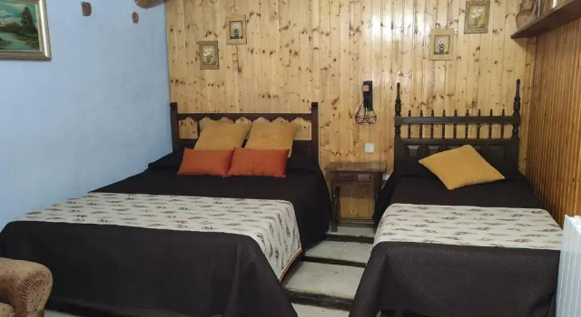 Casa Rural Conesa I, Boek Hotel Hotels in Teruel met zwembad, Zwembad