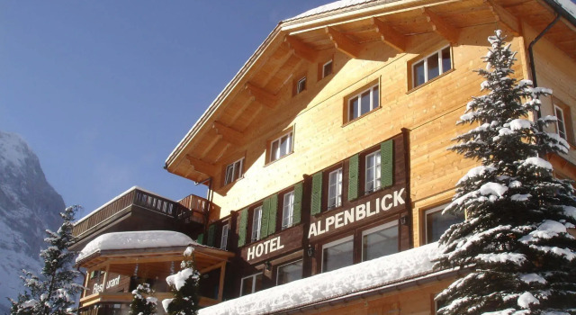 Hotel Alpenblick, Забронировать Отель Отели Гриндельвальд с парковкой, рядом с Горнолыжный подъемник Фирстбан, Парковка