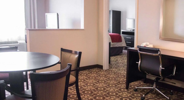 Люкс Comfort Inn & Suites Trussville I-59 Exit 141