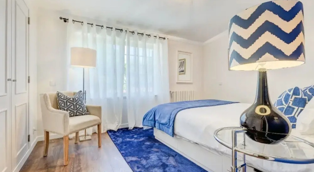 Seafront Beach Villa - Unit 1, Забронировать Вилла Коттеджи Estoril Coast, Коттедж